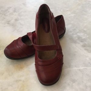 Kim Rogers Cranberry MaryJanes